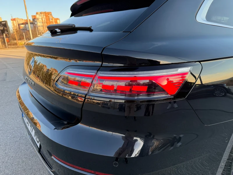 VW Arteon 2.0 TDI R-line Shooting brake, снимка 16 - Автомобили и джипове - 52354970