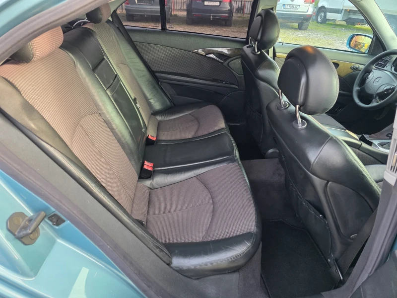 Mercedes-Benz E 320, снимка 13 - Автомобили и джипове - 52799644
