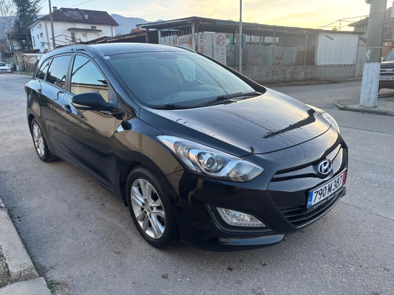 Hyundai I30 1.6 crdi, снимка 2 - Автомобили и джипове - 52820643