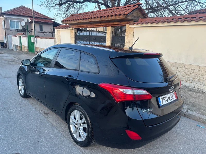 Hyundai I30 1.6 crdi, снимка 4 - Автомобили и джипове - 52820643