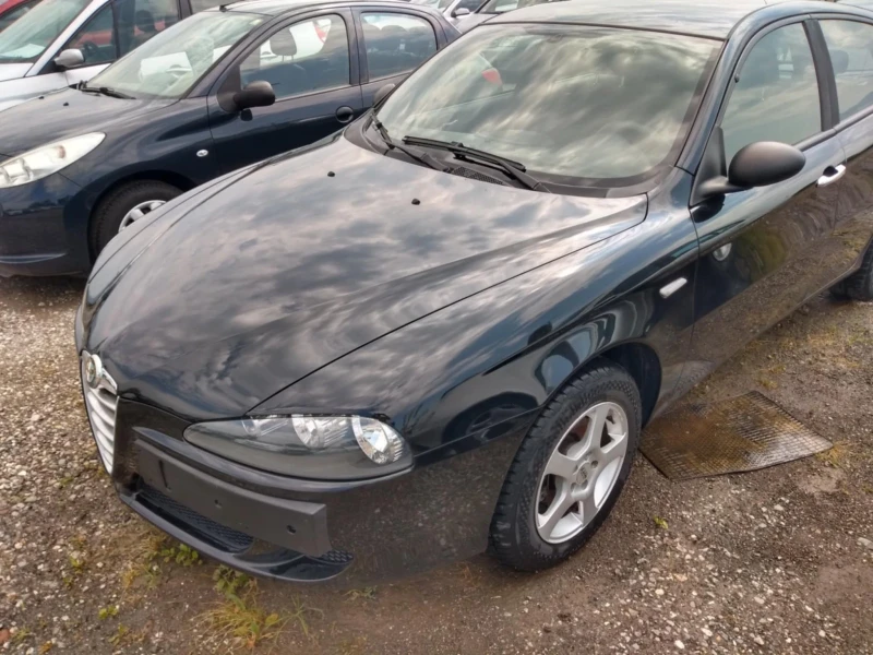 Alfa Romeo 147 1.6 , снимка 13 - Автомобили и джипове - 52869074