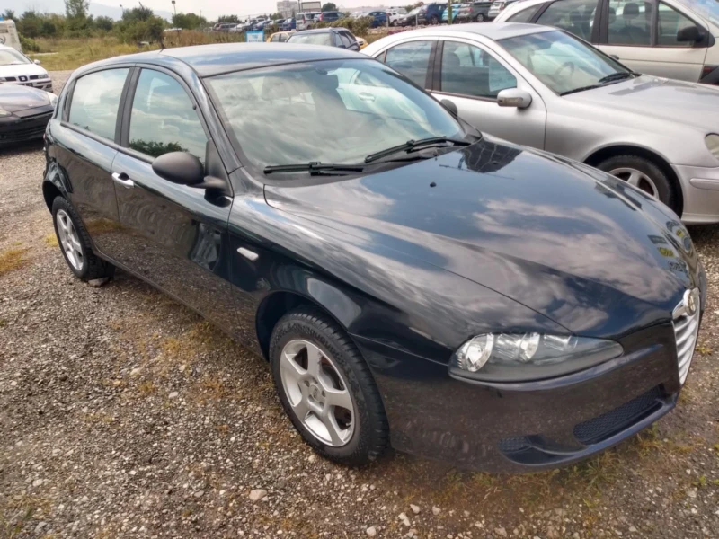 Alfa Romeo 147 1.6 , снимка 8 - Автомобили и джипове - 52869074