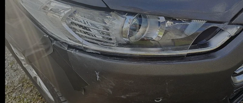 Ford Mondeo 1.5i, снимка 5 - Автомобили и джипове - 52975279