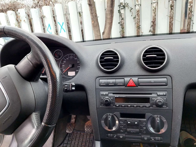 Audi A3 2.0TDI, снимка 10 - Автомобили и джипове - 53085423