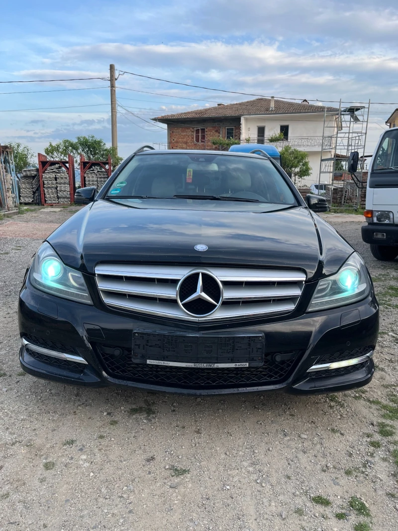 Mercedes-Benz C 220 Сменена верига/Ксенон/Бяла кожа/Много екстри - 15450 лв. - 93059122 1