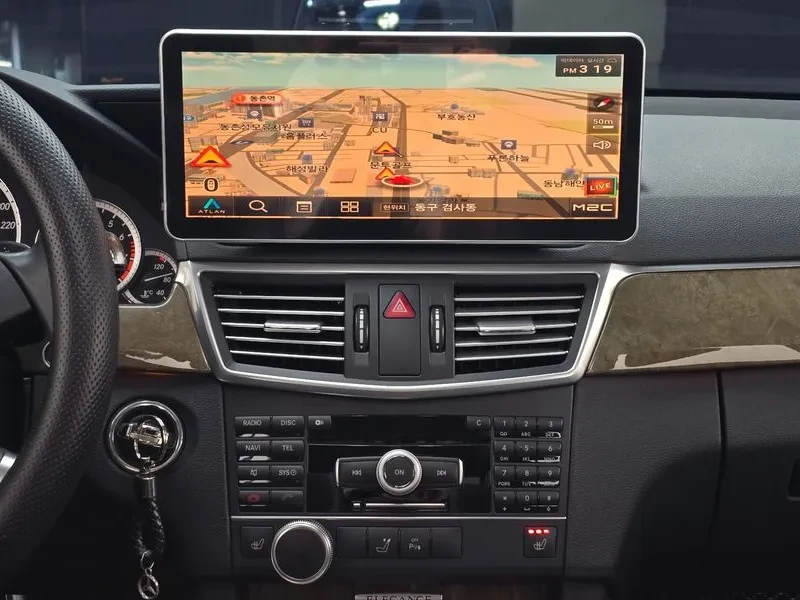 Mercedes-Benz E 300 W212 Elegance, снимка 15 - Автомобили и джипове - 55948276