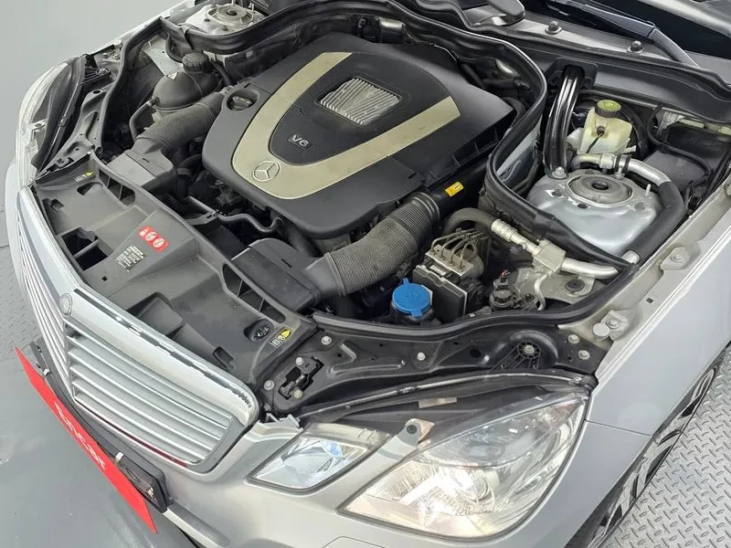 Mercedes-Benz E 300 W212 Elegance, снимка 6 - Автомобили и джипове - 55948276