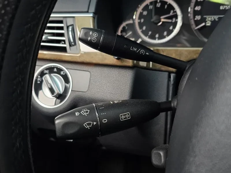 Mercedes-Benz E 300 W212 Elegance, снимка 14 - Автомобили и джипове - 55948276