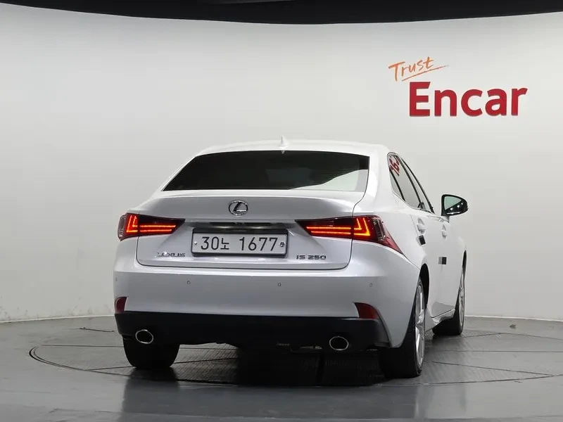 Lexus IS 250 PREMIUM XE30, снимка 4 - Автомобили и джипове - 56408249