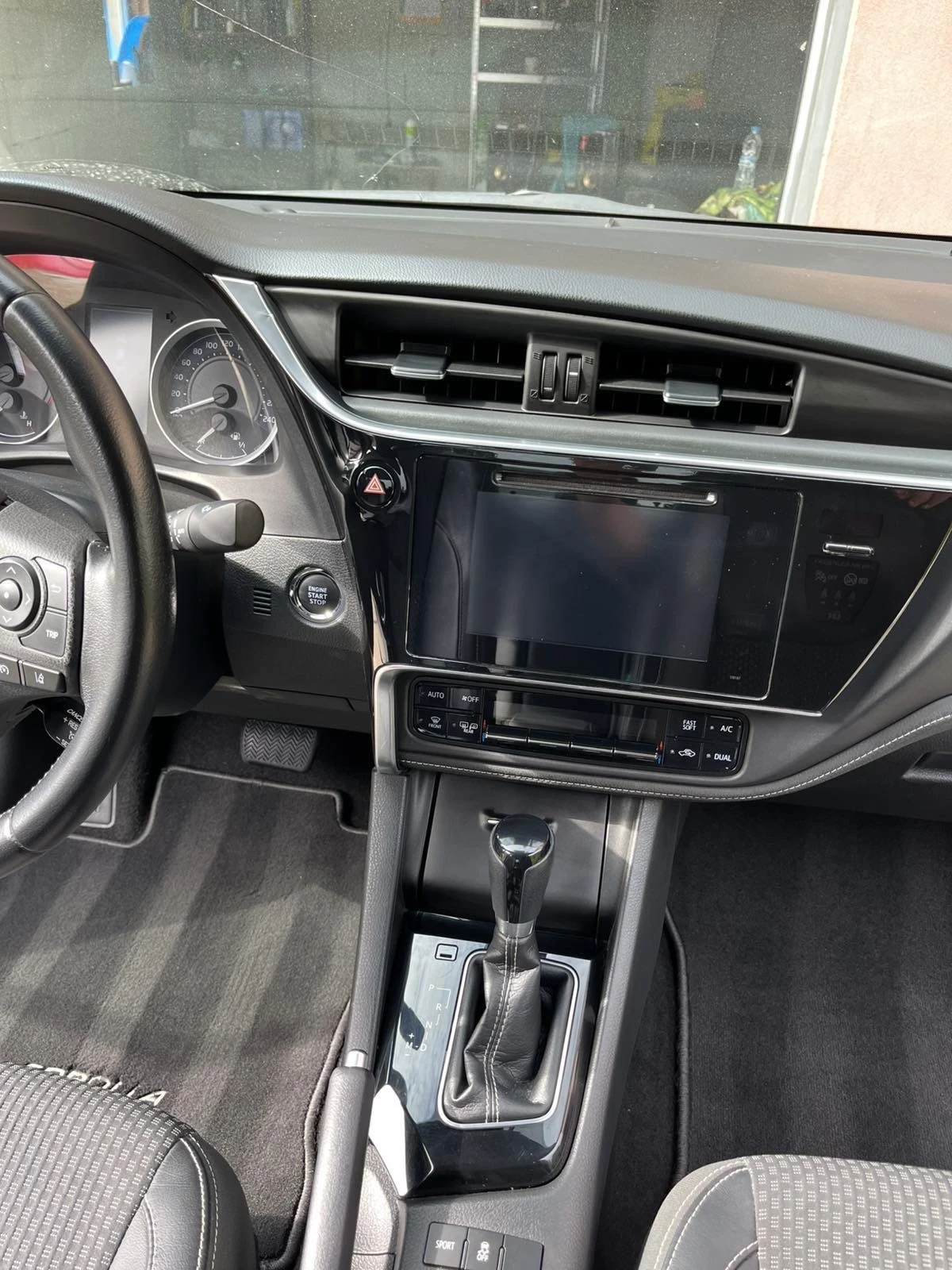 Toyota Corolla  - изображение 9