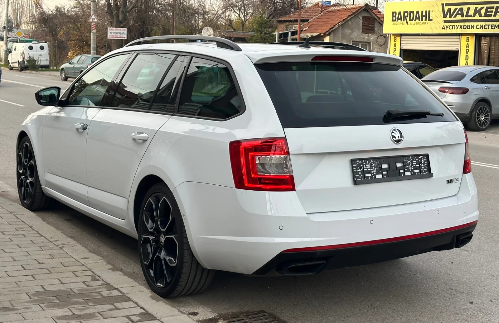 Skoda Octavia 2.0 VRS/TSI 230k./Кожа/Панорама/Нов внос Швейцария - изображение 5