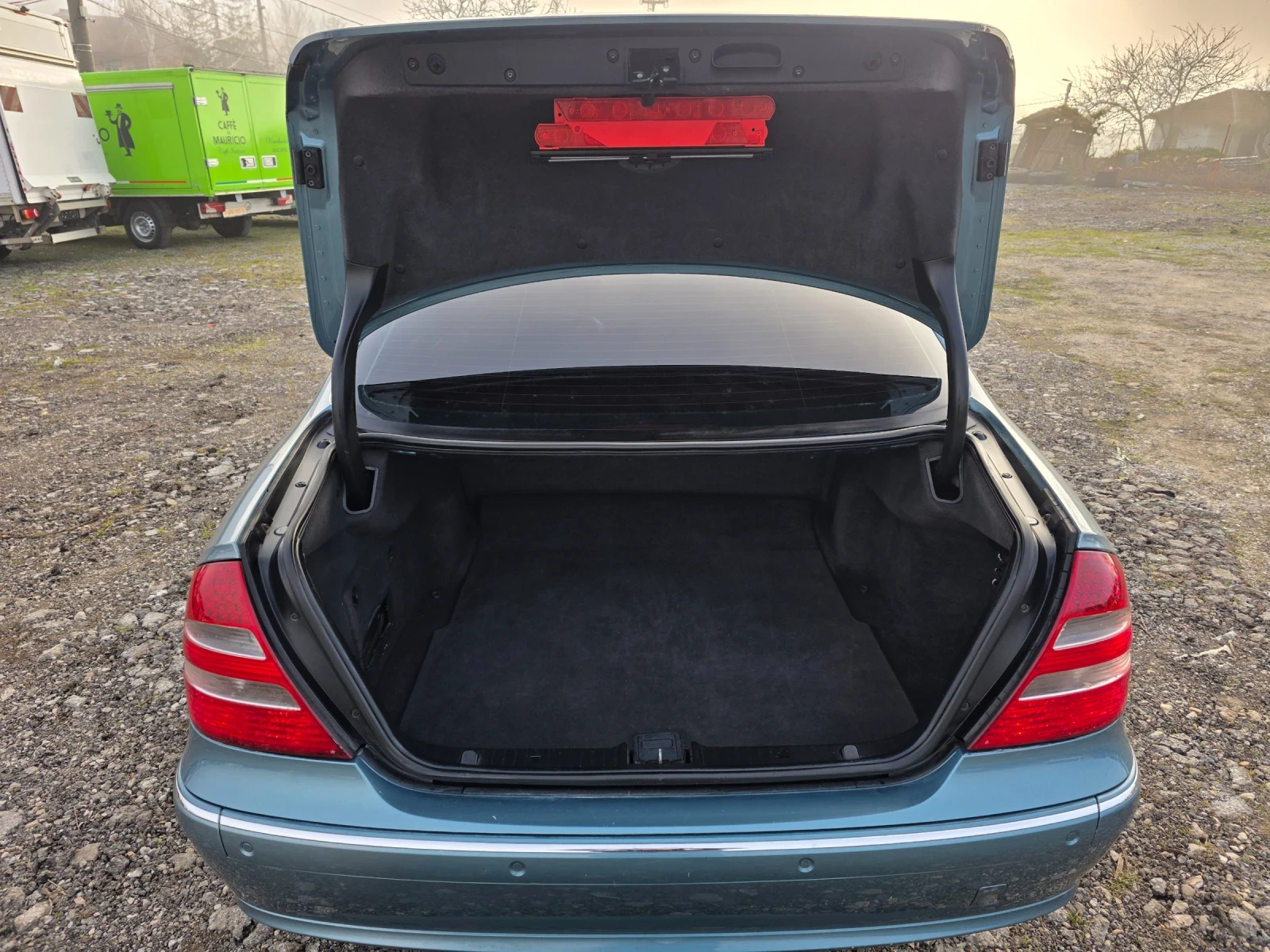 Mercedes-Benz E 320 | Mobile.bg � ����������� 15