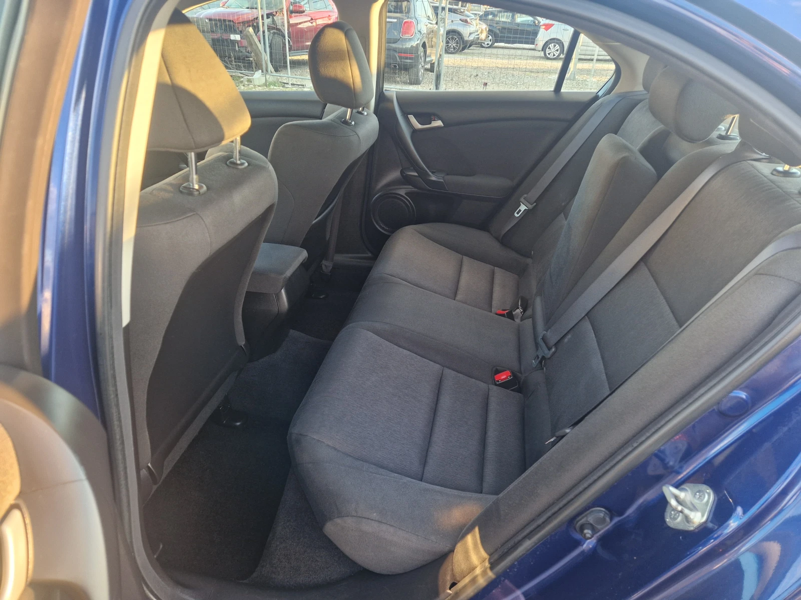 Honda Accord 2.0I-VTEC/Automatic/Elegance, снимка 16 - Автомобили и джипове - 53626006