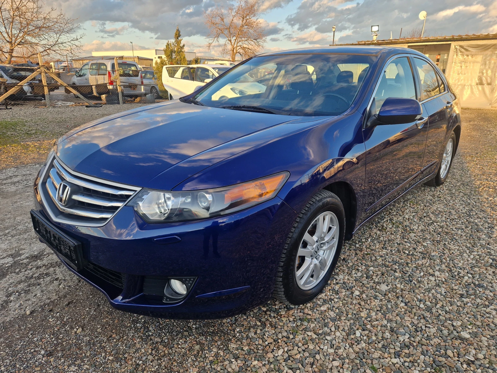 Honda Accord 2.0I-VTEC/Automatic/Elegance, снимка 3 - Автомобили и джипове - 53626006