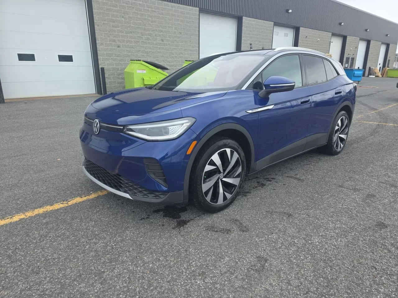 VW ID.4 Pro AWD /CARFAX/4х4/Подгрев/Памет/Кейлес/Панорама