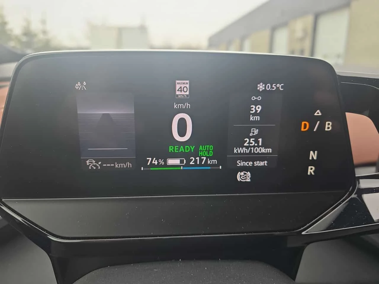 VW ID.4 Pro AWD /CARFAX/4х4/Подгрев/Памет/Кейлес/Панорама, снимка 7 - Автомобили и джипове - 53831652