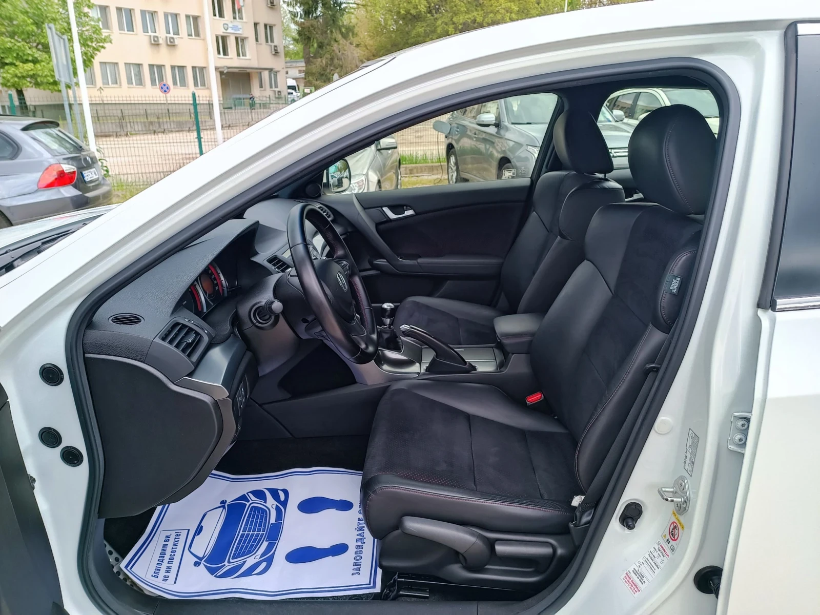Honda Accord 2.4i-201кс-ШВЕЙЦАРИЯ-РЪЧКА-FACELIFT-TypeS-6ск, снимка 9 - Автомобили и джипове - 54385578
