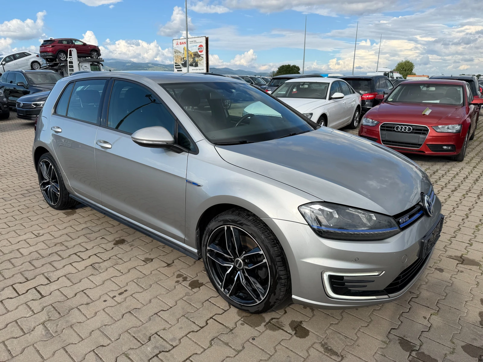 VW Golf 1.4GTE PLUG IN HYBRID AVTOMAT/NAVI EURO 6 , снимка 4 - Автомобили и джипове - 55043164
