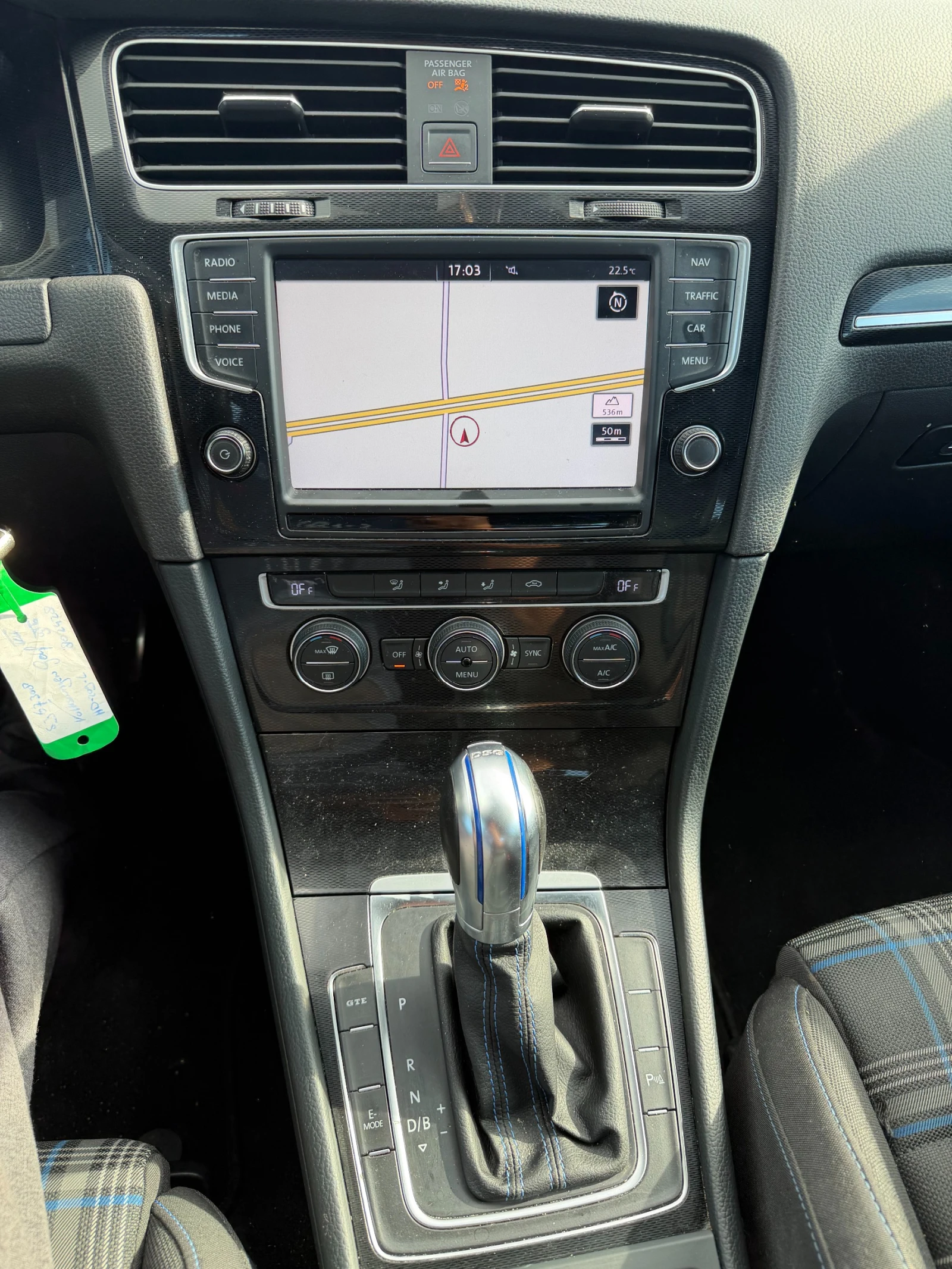 VW Golf 1.4GTE PLUG IN HYBRID AVTOMAT/NAVI EURO 6 , снимка 15 - Автомобили и джипове - 55043164
