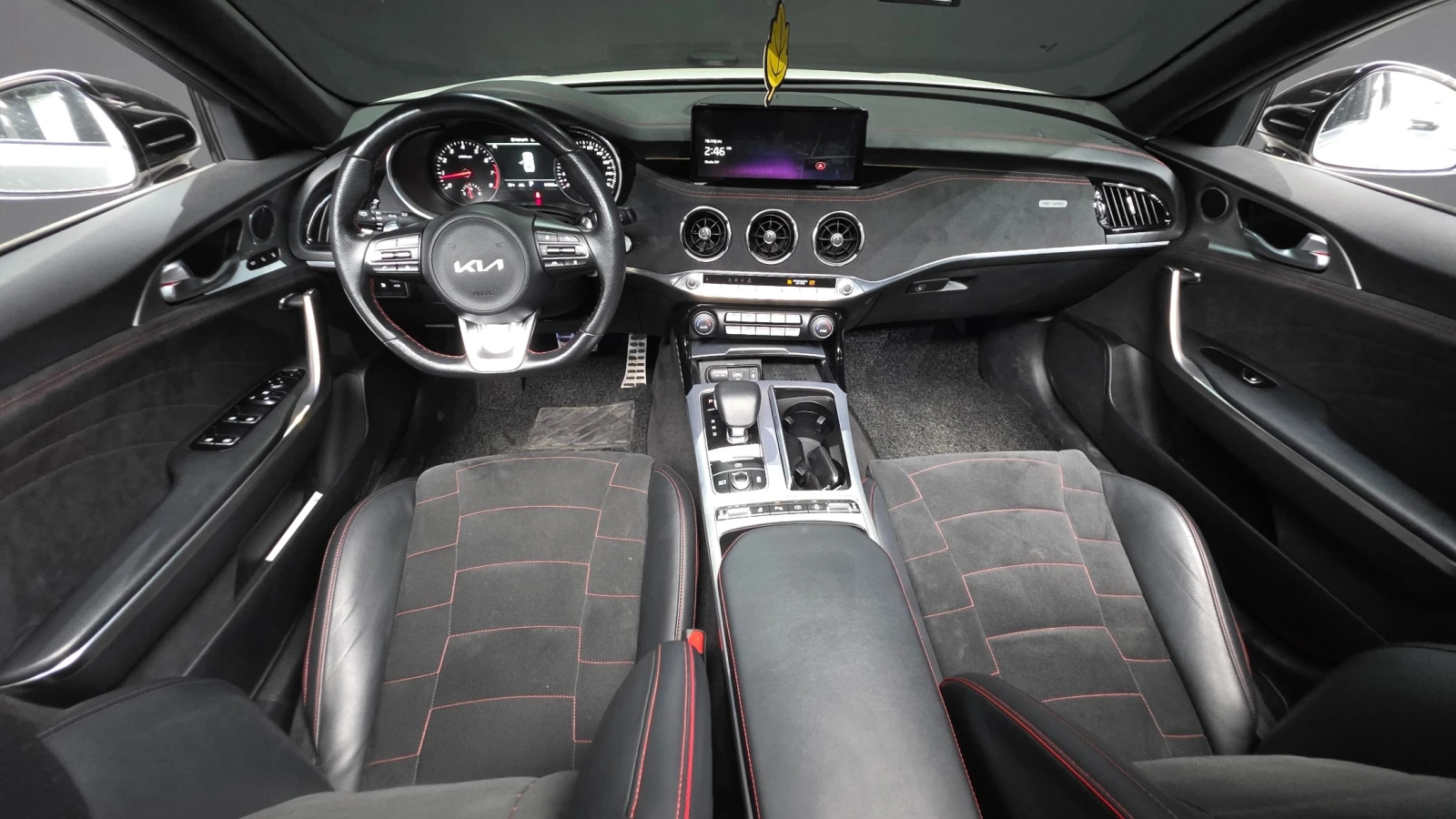 Kia Stinger ACRO EDITION 2.5 4x4* АЛКАНТАРА* hellascars.bg , снимка 7 - Автомобили и джипове - 55562262
