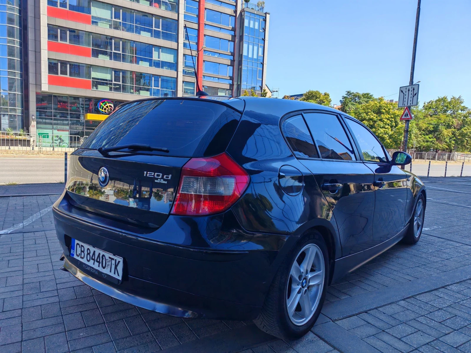 BMW 120