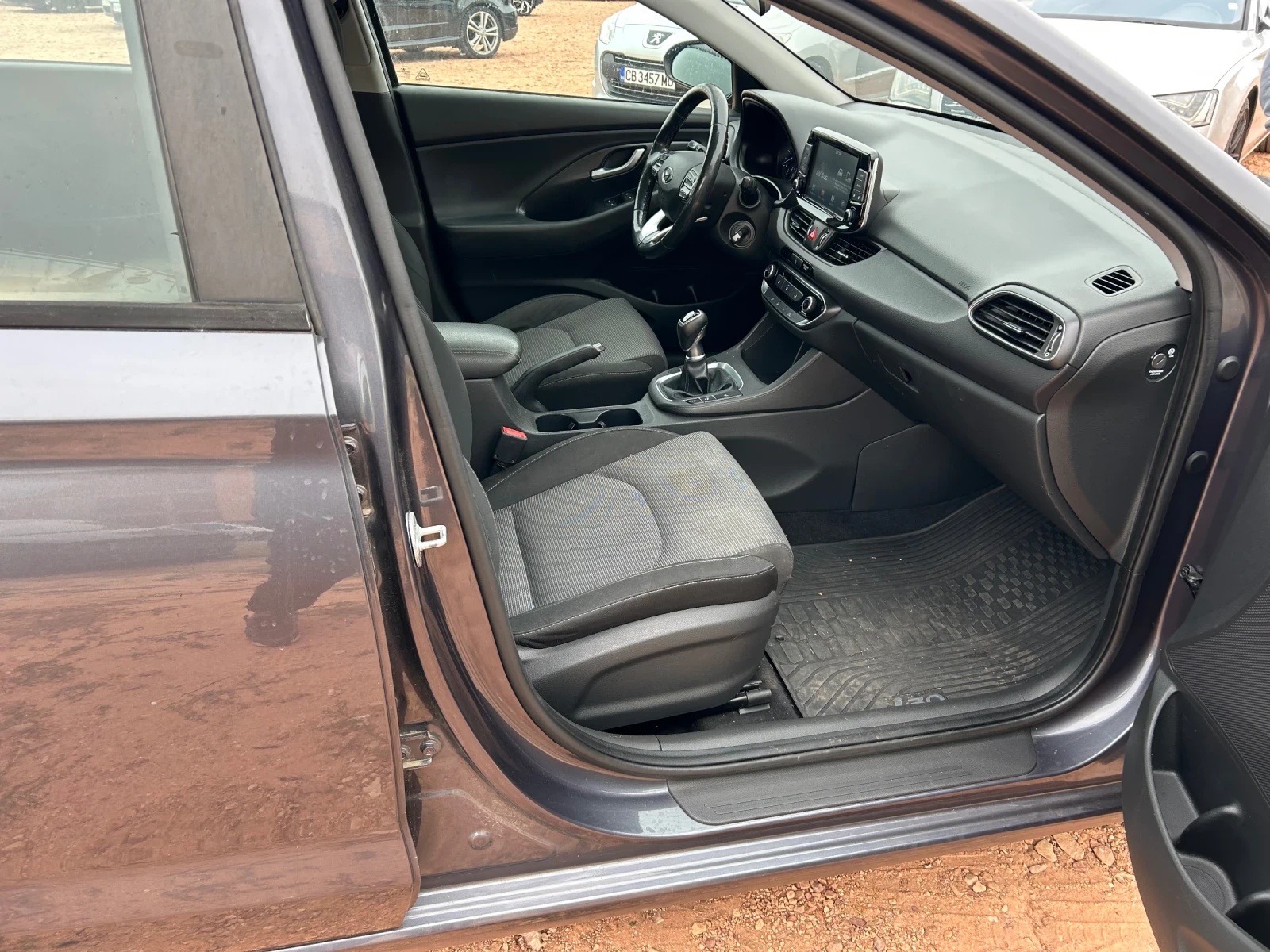 Hyundai I30 1.6crdi  Evro 6, снимка 12 - Автомобили и джипове - 56229579