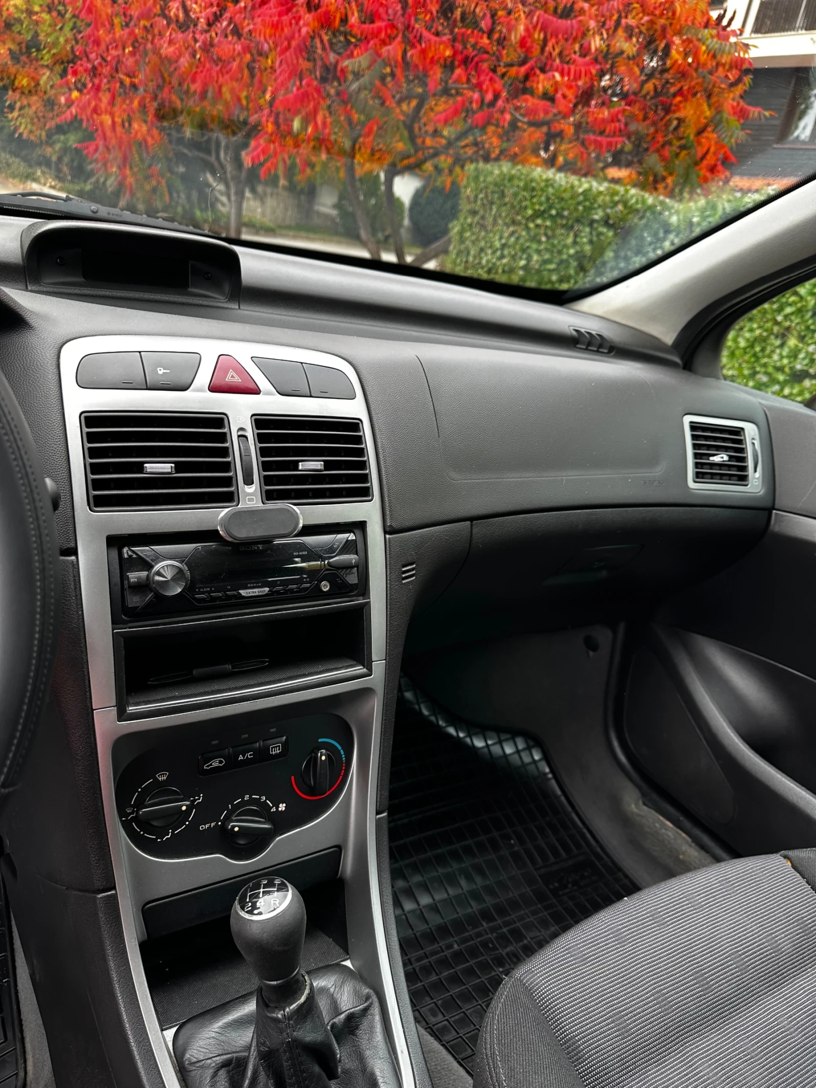 Peugeot 307, снимка 13 - Автомобили и джипове - 56466221