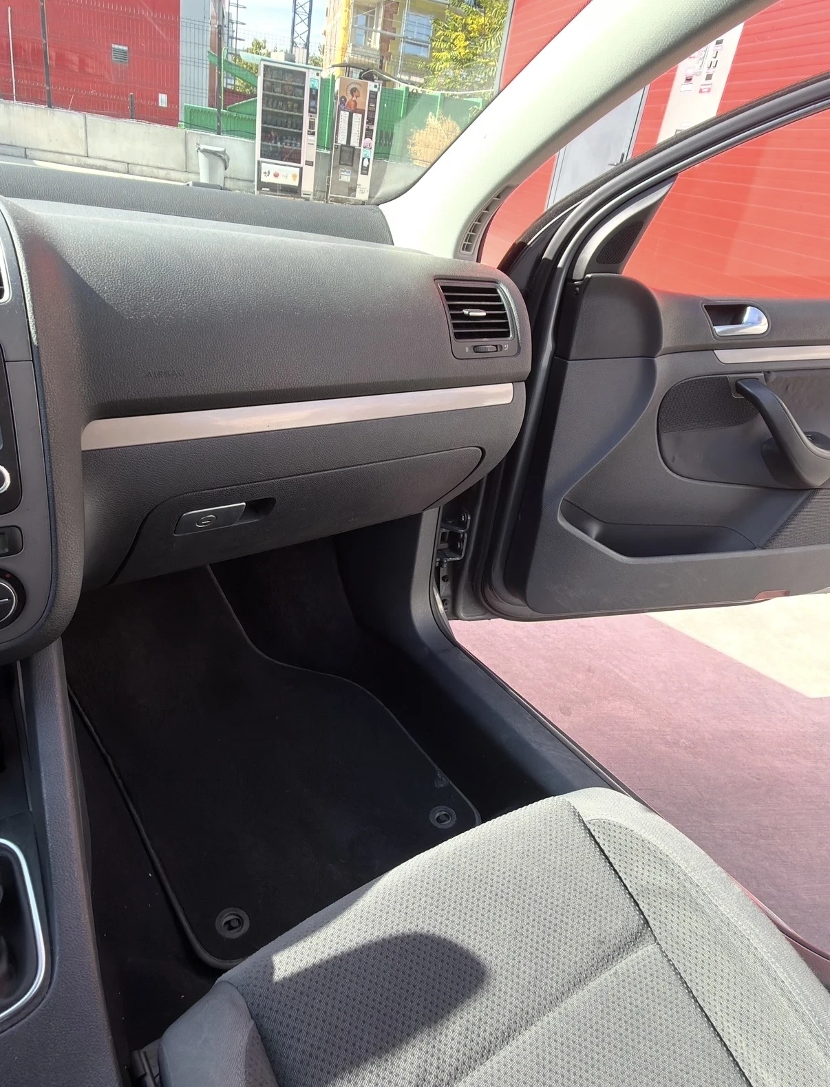 VW Golf VW Golf 1.6 I, GPL, снимка 11 - Автомобили и джипове - 56518685