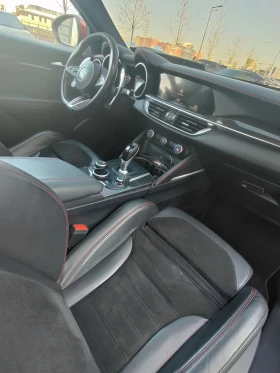Alfa Romeo Stelvio quadrifoglio, снимка 16