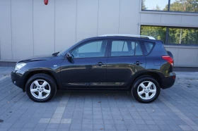 Toyota Rav4 2.2 D4-D/KEYLESSGO/ПОДГРЕВ/КОЖА/КАТО НОВ!!, снимка 2