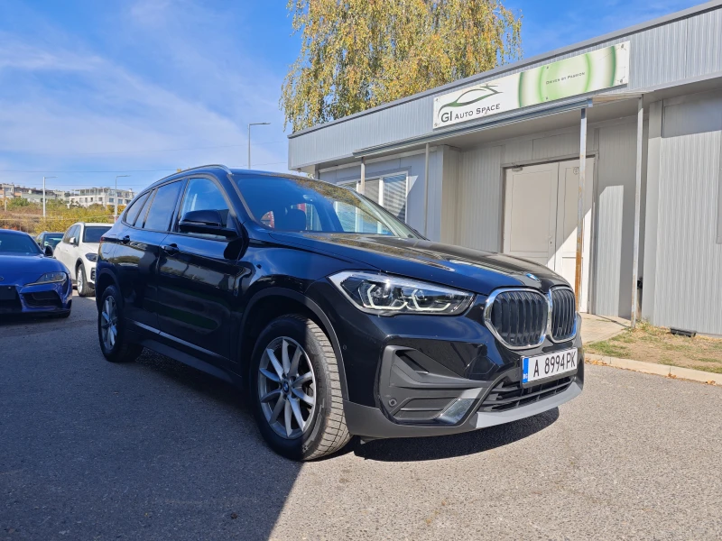 BMW X1 2.0I  Xdrive 42000km, снимка 2 - Автомобили и джипове - 47703677