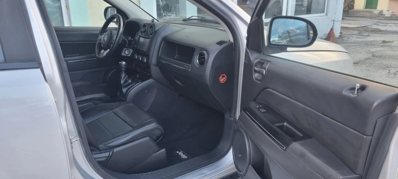 Jeep Compass 2.2 CRDI NAVI ITALY, снимка 11 - Автомобили и джипове - 48070202