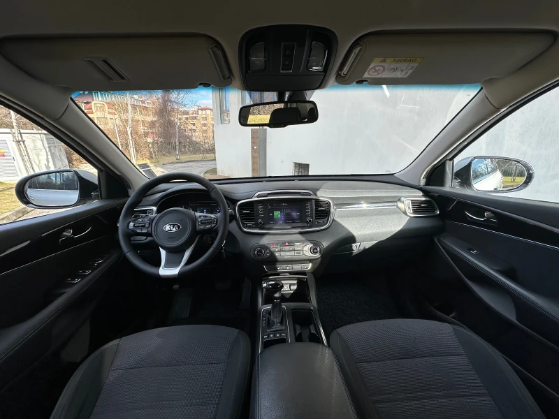 Kia Sorento 2.2CRDI / FACE / РЕГИСТРИРАН, снимка 11 - Автомобили и джипове - 49346221