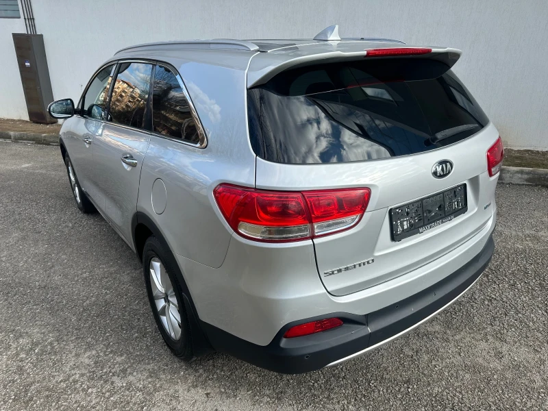 Kia Sorento 2.2CRDI / FACE / РЕГИСТРИРАН, снимка 5 - Автомобили и джипове - 49346221