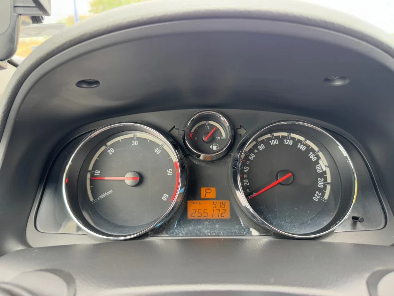 Opel Antara 2.0 4x4 Кожа, снимка 15 - Автомобили и джипове - 52118708