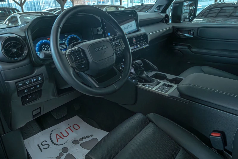 Toyota Land cruiser J250/i-Force MAX/4WD/Обдухване/JBL/HuD/Шибедах, снимка 7 - Автомобили и джипове - 52999833