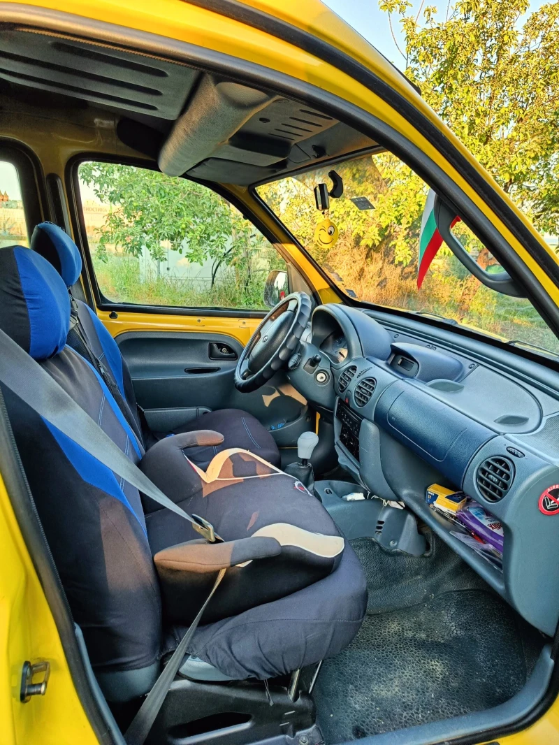 Renault Kangoo 1.4 бензин, снимка 9 - Автомобили и джипове - 53013506