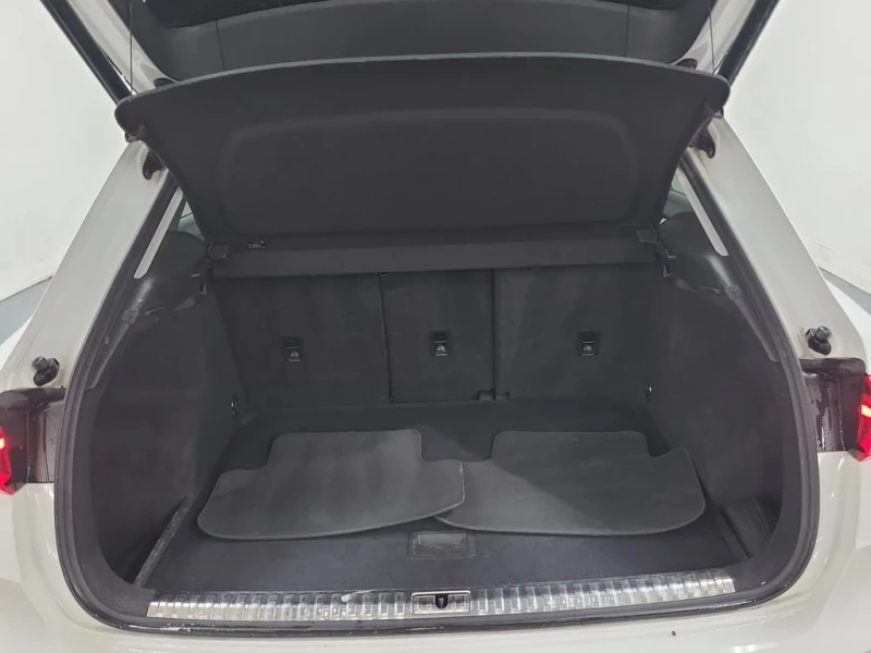 Audi Q3 * PROGRESSIV * CARFAX * ЦЕНА ДО БГ, снимка 15 - Автомобили и джипове - 53344588