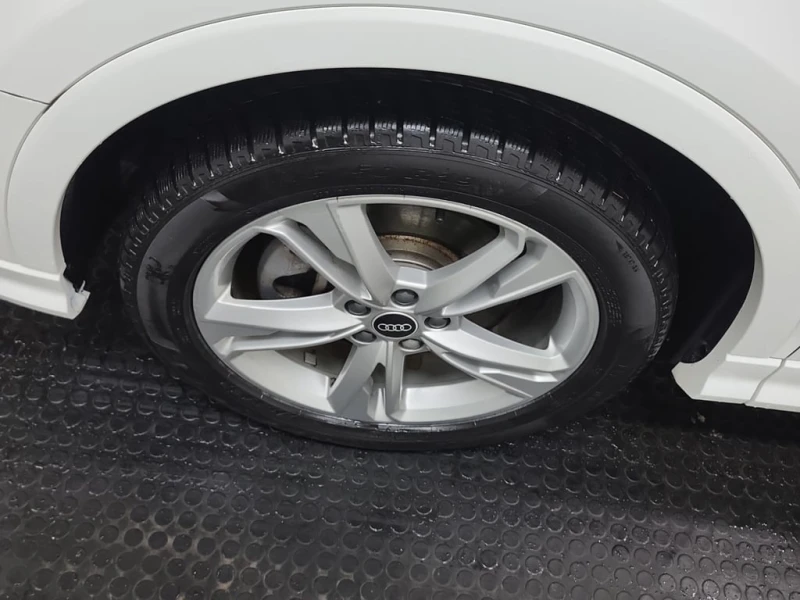 Audi Q3 * PROGRESSIV * CARFAX * ЦЕНА ДО БГ, снимка 16 - Автомобили и джипове - 53344588