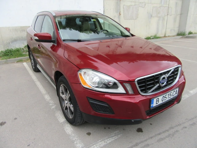 Volvo XC60 D5, снимка 1 - Автомобили и джипове - 47068858