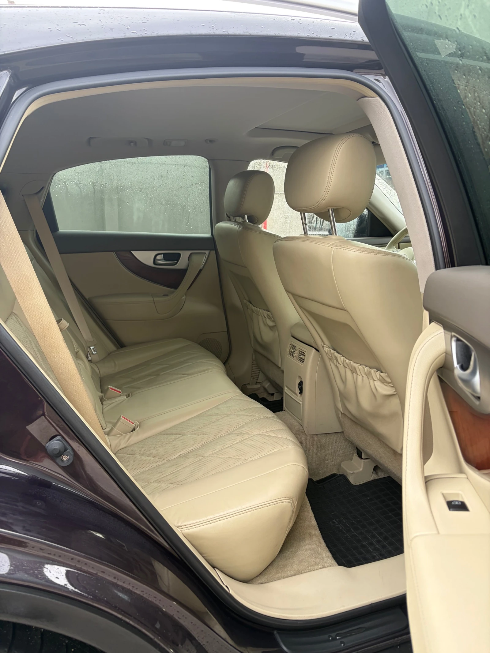 Infiniti QX70  Full 21  | Mobile.bg   13