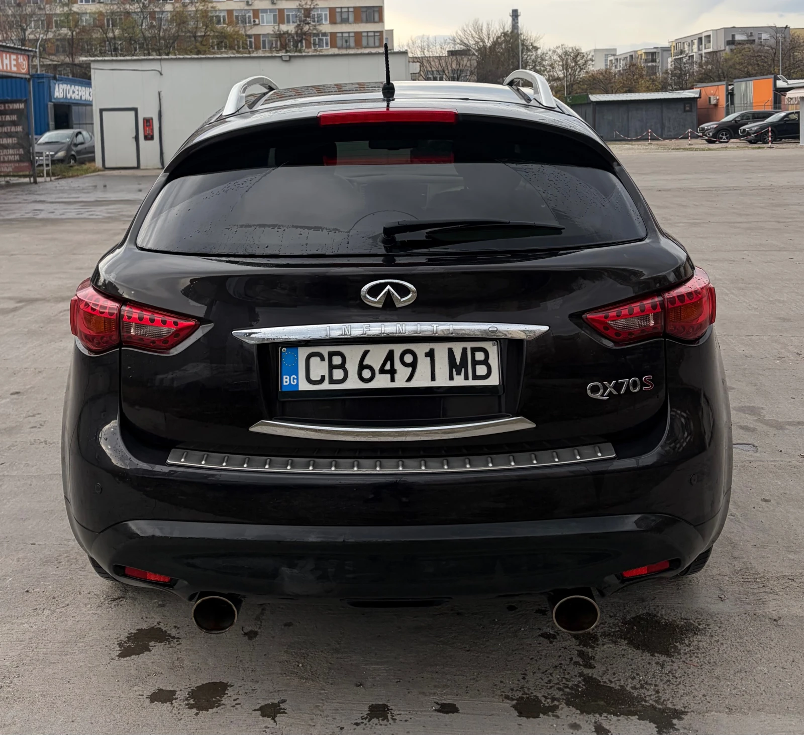 Infiniti QX70  Full 21  | Mobile.bg   4