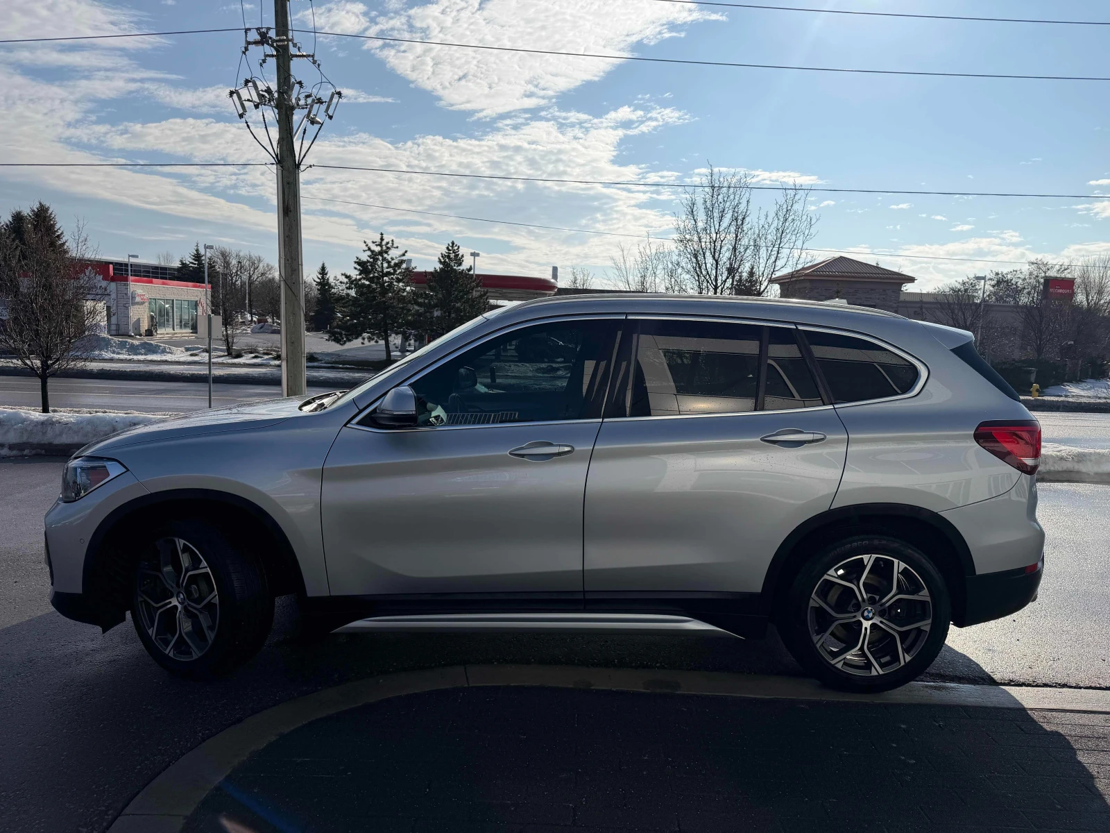 BMW X1  - изображение 2