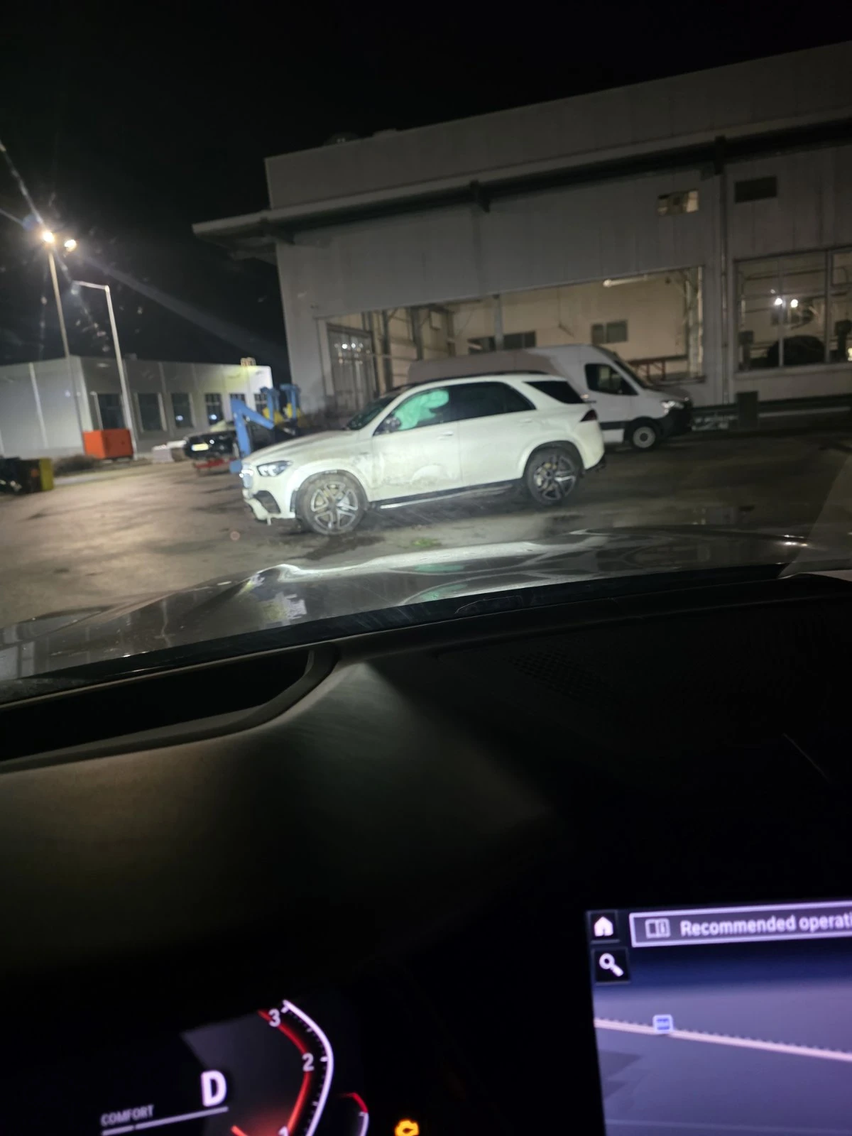 Mercedes-Benz GLE 53 4MATIC, снимка 3 - Автомобили и джипове - 54069608