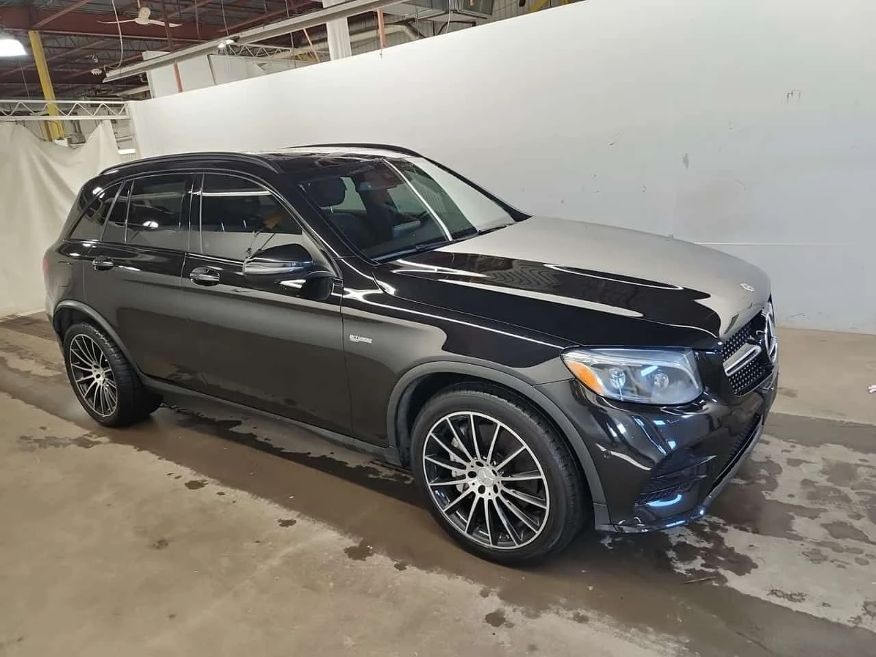 Mercedes-Benz GLC * AMG 43 * CARFAX * ПАНОРАМА * 360 КАМЕРА * , снимка 2 - Автомобили и джипове - 54171288