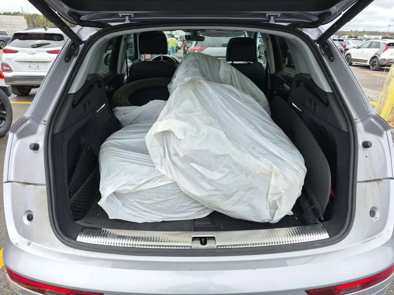 Audi Q5 * TECHNIK * CARFAX * 2 КЛЮЧА * ОБДУХВАНЕ, снимка 14 - Автомобили и джипове - 54456892