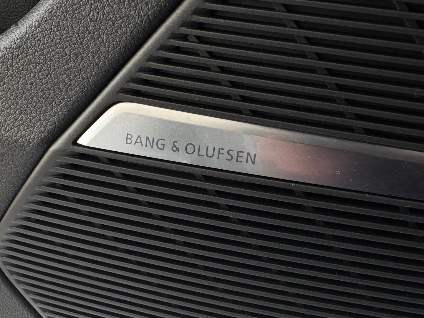 Audi SQ8 | Mobile.bg � ����������� 11