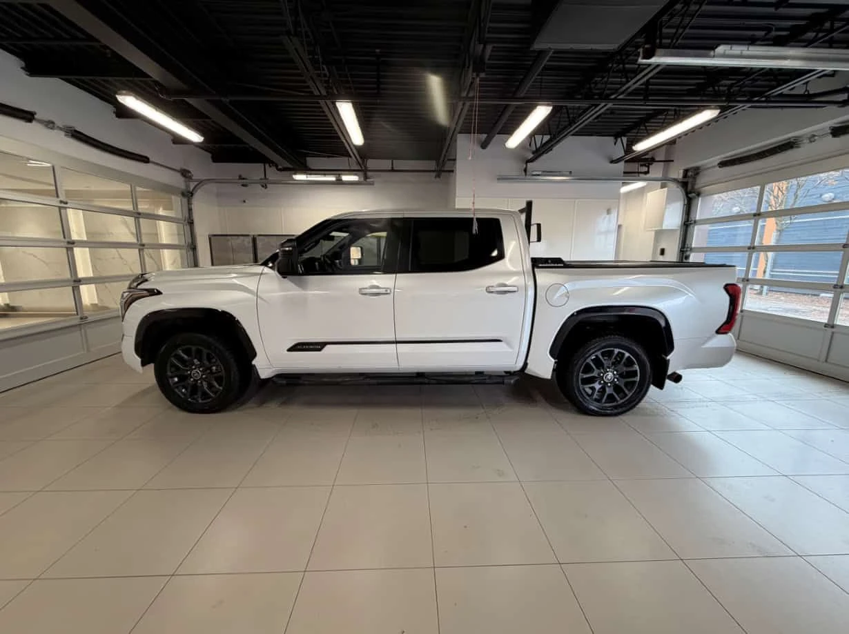 Toyota Tundra * Platinum* АВТОКРЕДИТ БЕЗ ПЪРВОНАЧАЛНА ВНОСКА* , снимка 2 - Автомобили и джипове - 54614761