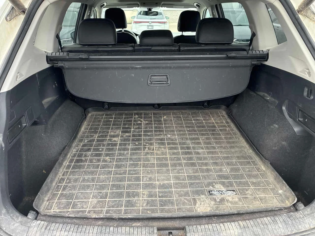 VW Tiguan * 4MOTION * CARFAX * ОПЦИЯ ЗА ФИНАНСИРАНЕ , снимка 14 - Автомобили и джипове - 55438230