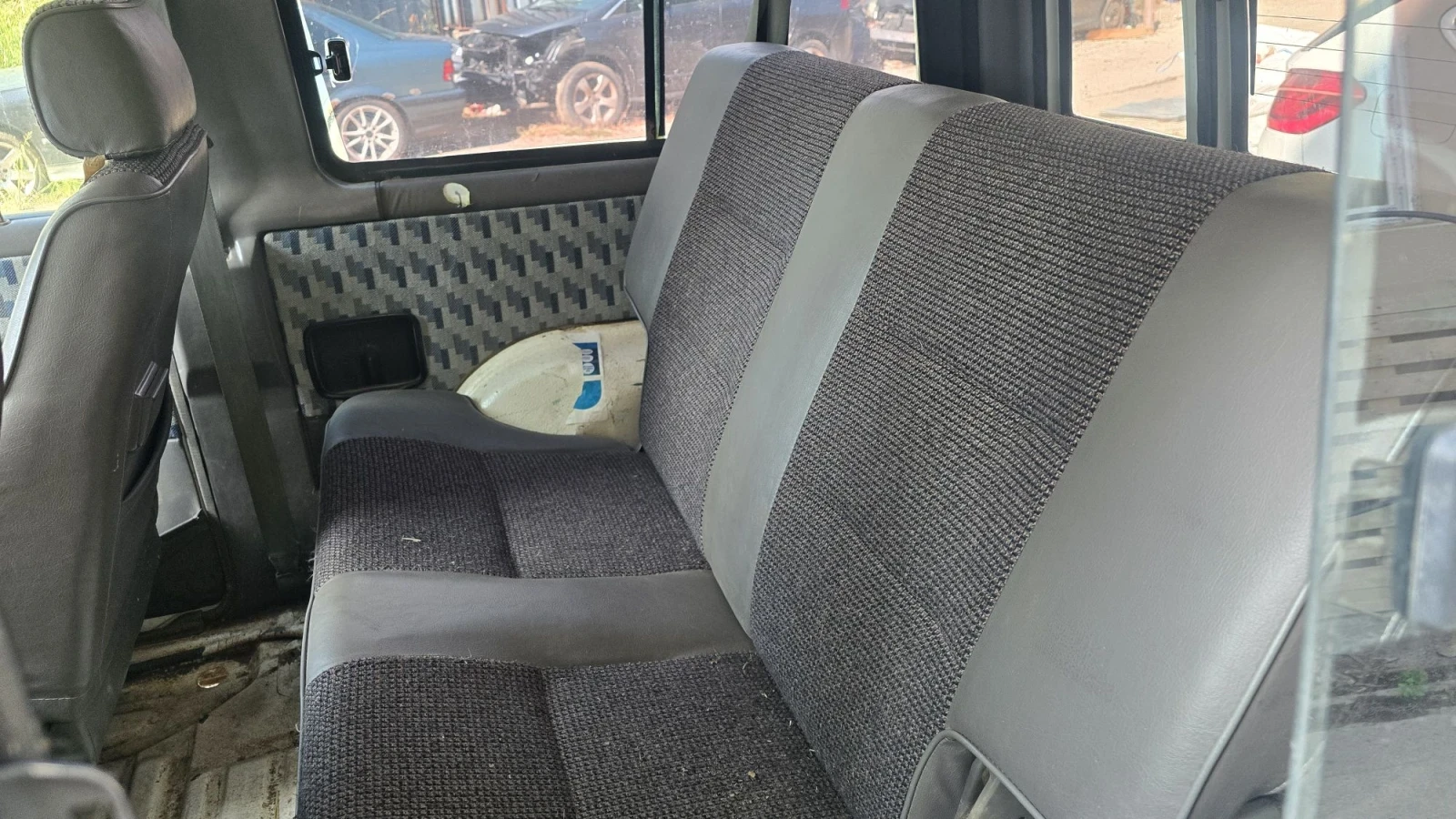 Isuzu Trooper 2.6i газ без точка ръжда, снимка 12 - Автомобили и джипове - 55902130